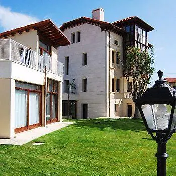 Indiana Boutique 4*