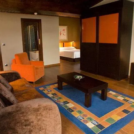 Indiana Boutique 4*