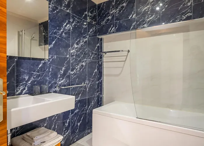 Hotel Indiana Boutique 4*