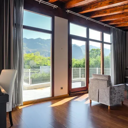 Indiana Boutique Hotel