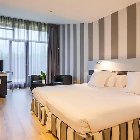 Indiana Boutique 4* לאנס