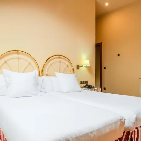 Indiana Boutique Hotel 4*