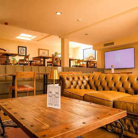 Indiana Boutique Hotel 4*