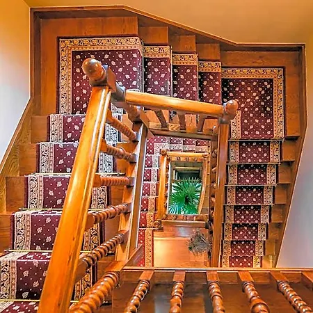 Indiana Boutique 4*