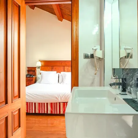 Indiana Boutique 4* Llanes